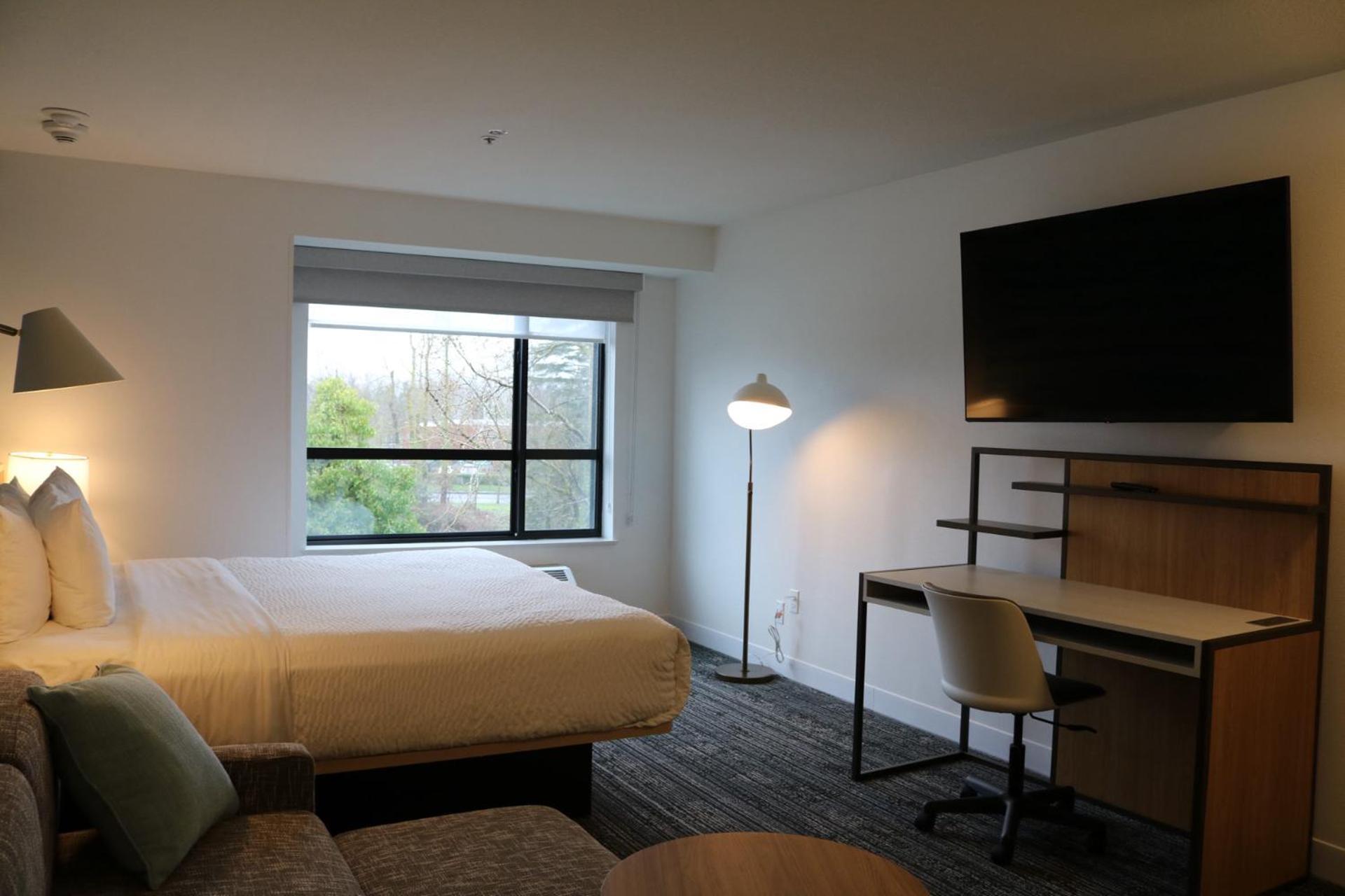 Clarion Hotel Portland International Airport Екстериор снимка